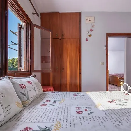 Apartment Antigoni's *