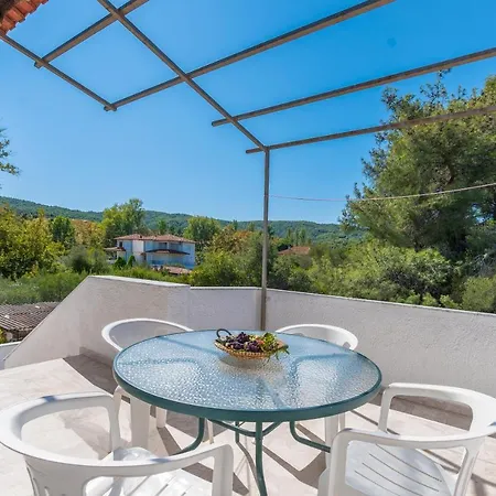 Antigoni's Apartment Vourvourou